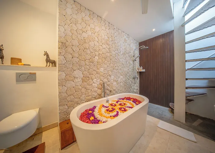 The By Ini Vie Hospitality Villa